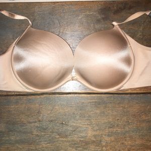 Victoria secret bra w/ push up